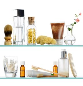 Smart ways to maximize bathroom storage space