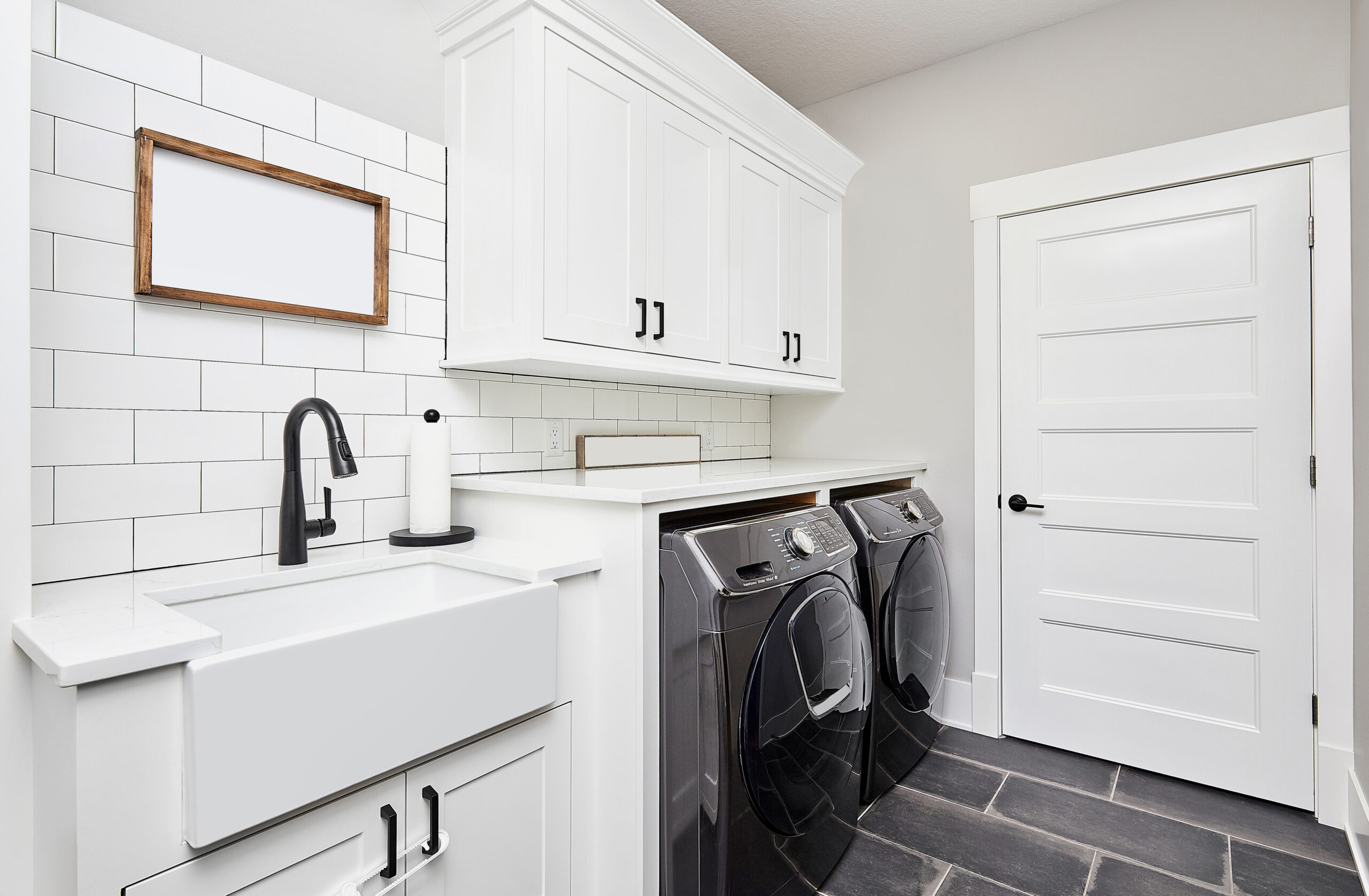 Plumber Solon utility sink laundry room benefits, plumbing repair.